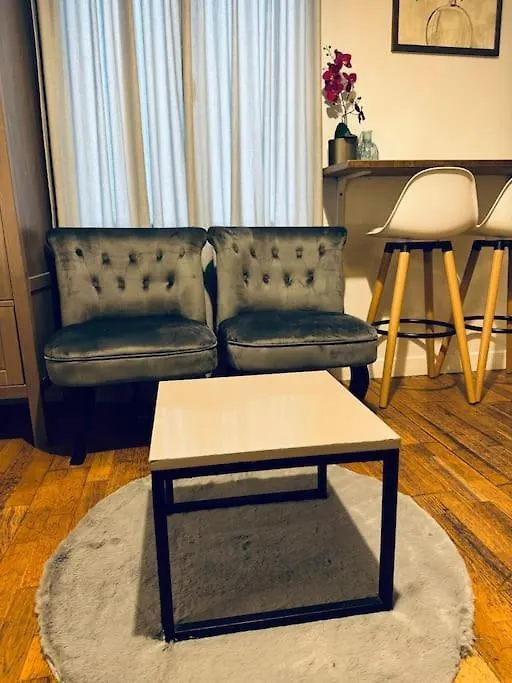 Apartment Paris Flat,Place D La Republique France